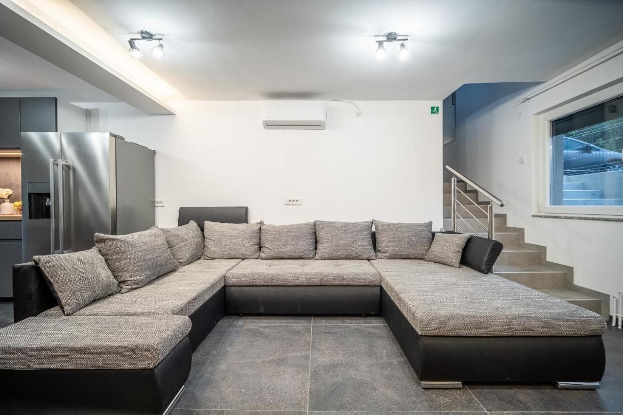 Villa Nesa - Beautiful Guest House At Continental Croatia With Outdoor Swimming Pool, Sauna And 3 Bedrooms Plaski Экстерьер фото