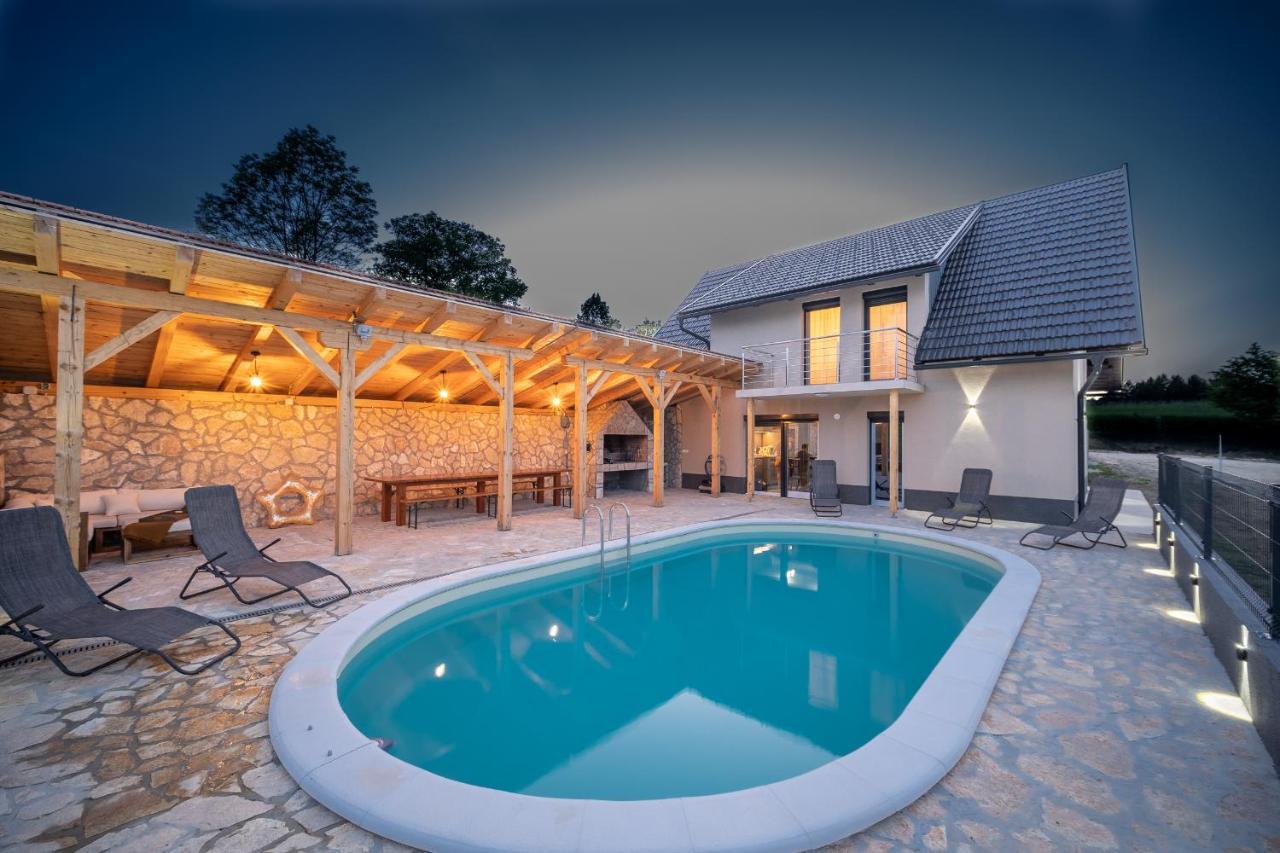Villa Nesa - Beautiful Guest House At Continental Croatia With Outdoor Swimming Pool, Sauna And 3 Bedrooms Plaski Экстерьер фото